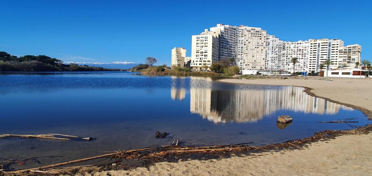 Ampuries Delta Apartment Емпуриабрава Екстериор снимка