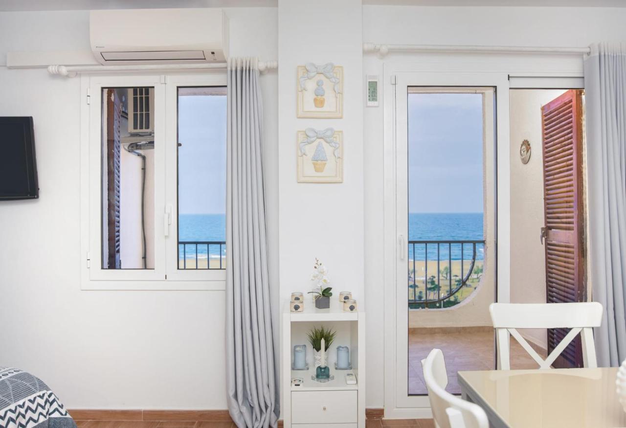 Ampuries Delta Apartment Емпуриабрава Екстериор снимка